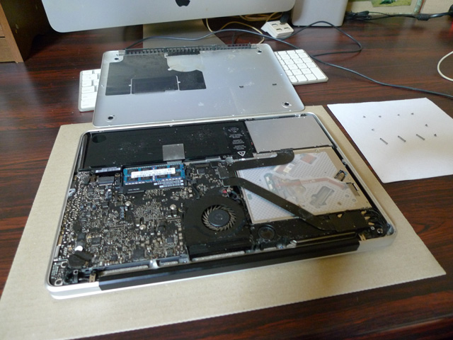 MacBook Pro MD101J/A(13-inch mid2012) メモリ増設とSSD+HDD デュアルストレージ化 覚え書き | ぴ